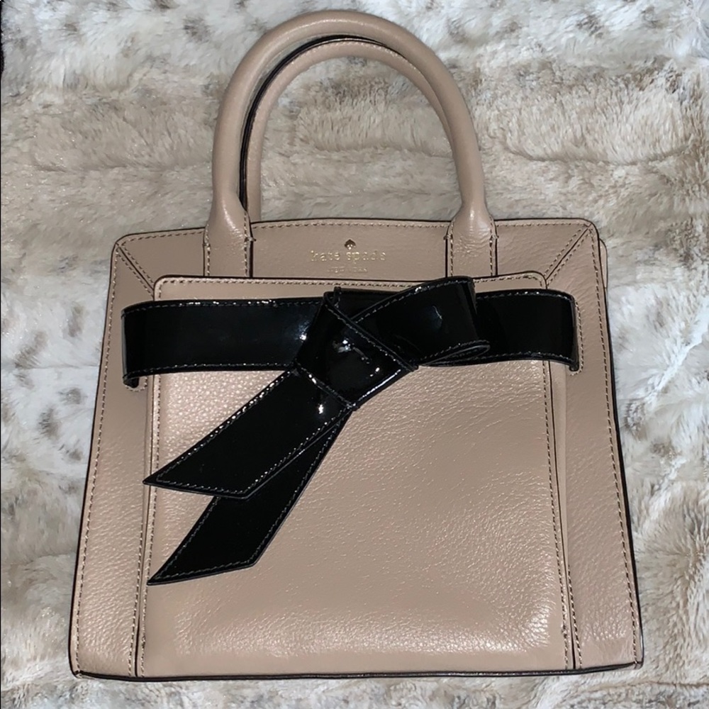 Bow valley Mika Kate spade purse